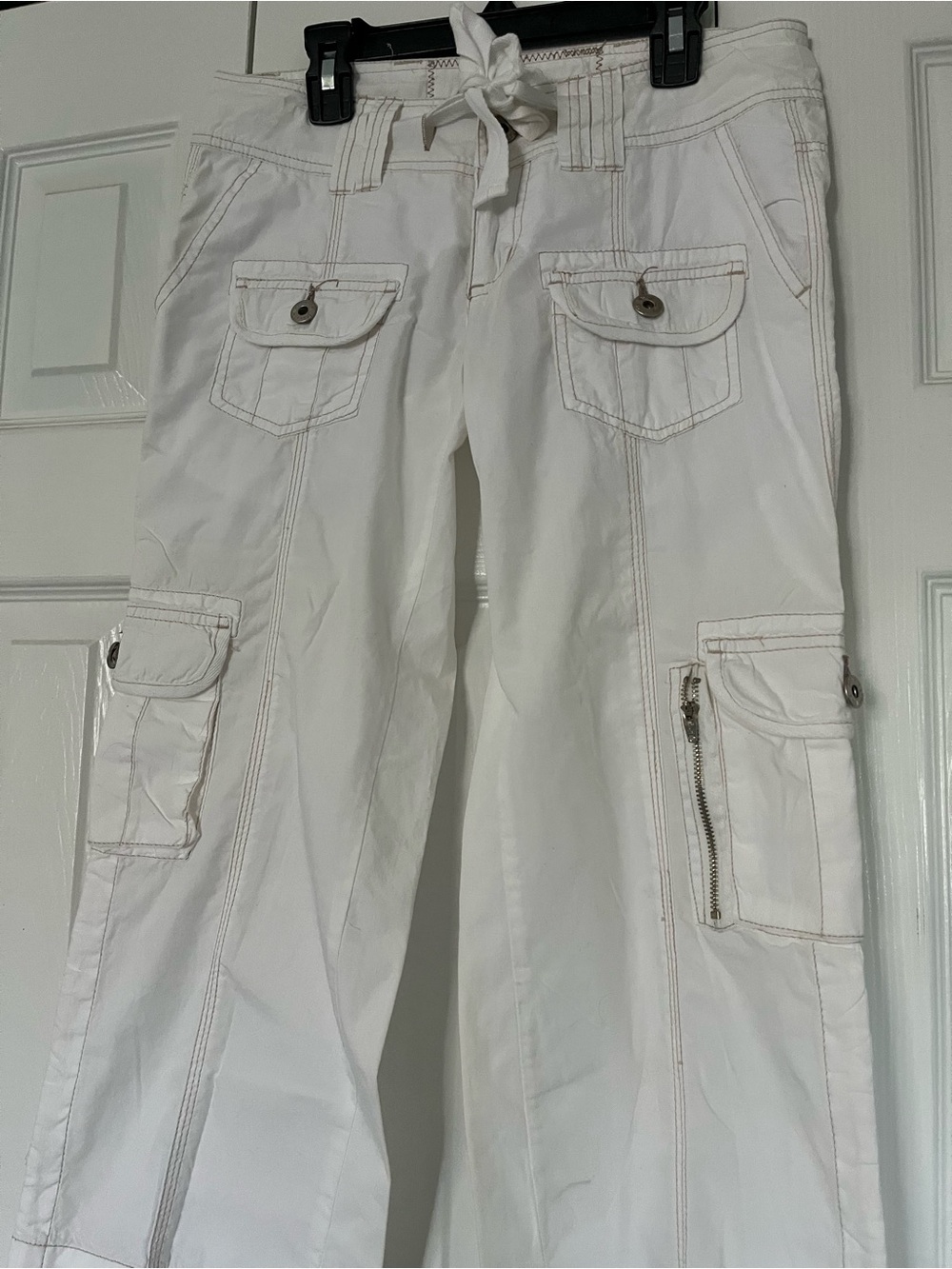 Vintage Younique White Cargo Capris - Picture 5 of 8
